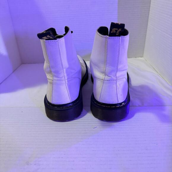 DR. MARTEN’s WHITE BOOTS SZ US 9/ EU 41 - Picture 3 of 6